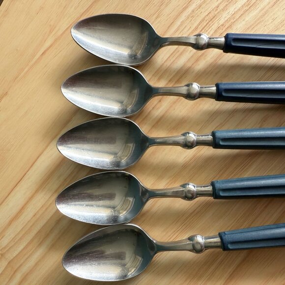5 Oxford Hall Teaspoons Blue Handles 7-1/4" Vintage Retro Flatware Durable - Picture 4 of 10